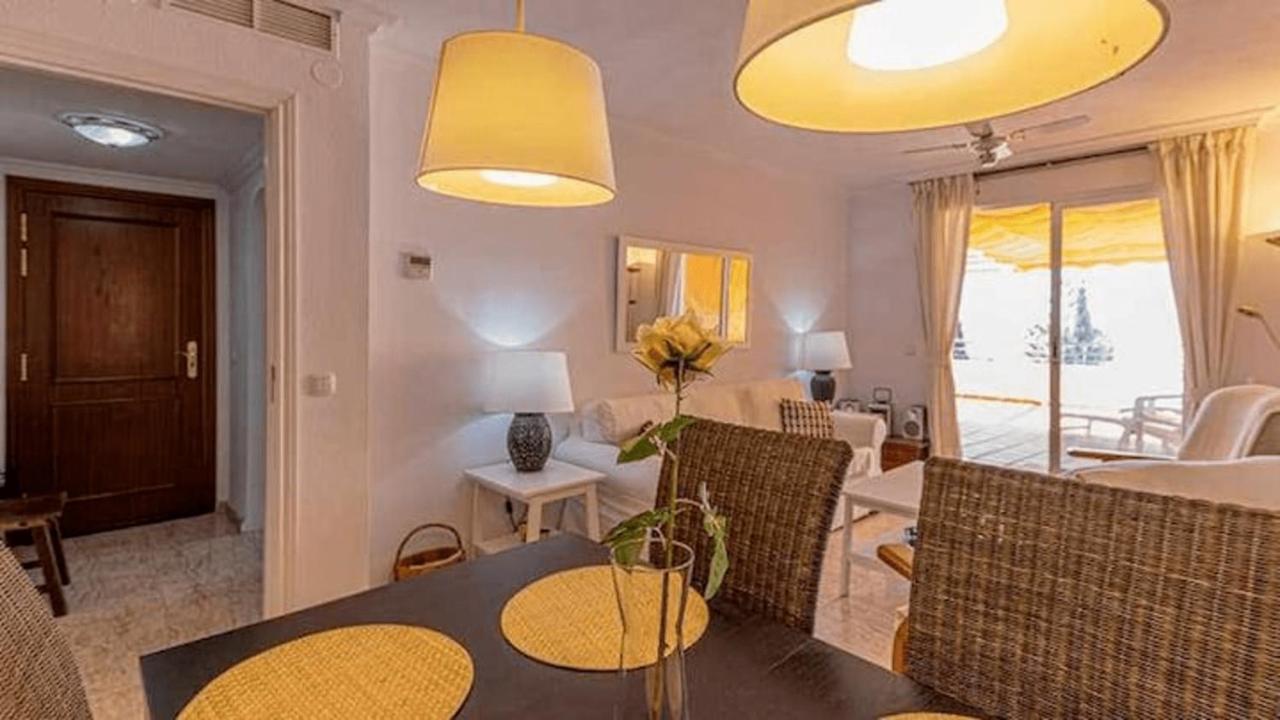 797 Holiday Rentals - Piso para 4 con amplia terraza al jardin y al mar Benalmádena Exterior foto